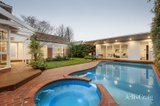 https://images.listonce.com.au/custom/160x/listings/71-macgregor-street-malvern-east-vic-3145/118/01980118_img_21.jpg?-zKPcHjWH20