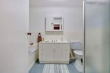 https://images.listonce.com.au/custom/160x/listings/71-mccomb-boulevard-frankston-south-vic-3199/338/01979338_img_02.jpg?YkCKd1JuEy8