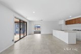 https://images.listonce.com.au/custom/160x/listings/71-willoby-drive-alfredton-vic-3350/958/01898958_img_06.jpg?zfmVB4VonMc