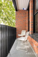 https://images.listonce.com.au/custom/160x/listings/710-brunswick-street-north-fitzroy-north-vic-3068/840/01987840_img_16.jpg?bogunbgZSEM