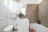 https://images.listonce.com.au/custom/160x/listings/710-station-street-fairfield-vic-3078/719/01321719_img_04.jpg?solDoh63_M0