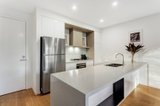 https://images.listonce.com.au/custom/160x/listings/710-tate-street-ivanhoe-vic-3079/079/00706079_img_04.jpg?_N96krN38_c