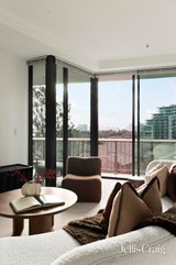 https://images.listonce.com.au/custom/160x/listings/710582-st-kilda-road-melbourne-vic-8004/696/01950696_img_03.jpg?mBlgYDYGjVk
