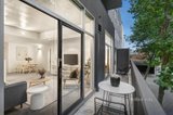 https://images.listonce.com.au/custom/160x/listings/711-mount-street-prahran-vic-3181/404/01025404_img_08.jpg?K2JUWMfjAvw