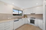 https://images.listonce.com.au/custom/160x/listings/711-windsor-street-burwood-east-vic-3151/582/01705582_img_06.jpg?np_Q1simykg