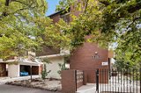 https://images.listonce.com.au/custom/160x/listings/7121-wellington-street-flemington-vic-3031/898/01909898_img_01.jpg?kbAw8xm6T0o