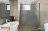 https://images.listonce.com.au/custom/160x/listings/7121-wellington-street-flemington-vic-3031/898/01909898_img_02.jpg?iIuJ3_K_UmE