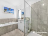 https://images.listonce.com.au/custom/160x/listings/713-palm-grove-kilsyth-vic-3137/848/01525848_img_08.jpg?qFuwuVHU9QY