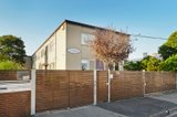 https://images.listonce.com.au/custom/160x/listings/714-smith-street-thornbury-vic-3071/510/00241510_img_01.jpg?ROA5-MY2p7A