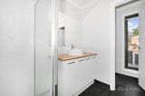https://images.listonce.com.au/custom/160x/listings/714a-bond-street-golden-point-vic-3350/556/01902556_img_05.jpg?TLX_HVmgbTs