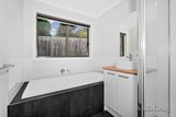 https://images.listonce.com.au/custom/160x/listings/714a-bond-street-golden-point-vic-3350/556/01902556_img_10.jpg?PTCFo2BqrmQ