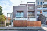 https://images.listonce.com.au/custom/160x/listings/7153-barkly-street-brunswick-vic-3056/953/01574953_img_02.jpg?o5GF4siC_9c