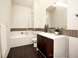 https://images.listonce.com.au/custom/160x/listings/7160-easey-street-collingwood-vic-3066/580/01959580_img_11.jpg?_Ig5FJa022I