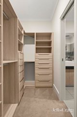https://images.listonce.com.au/custom/160x/listings/7185-st-helena-road-greensborough-vic-3088/605/01983605_img_10.jpg?vDsvcWwrly8