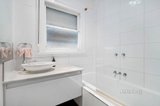 https://images.listonce.com.au/custom/160x/listings/719-darling-street-redan-vic-3350/468/01262468_img_06.jpg?AKhlQhkLseI