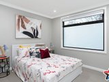 https://images.listonce.com.au/custom/160x/listings/71a-hull-road-croydon-vic-3136/263/01526263_img_09.jpg?CknRkUkqg1w