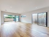 https://images.listonce.com.au/custom/160x/listings/71b-castlewood-street-bentleigh-east-vic-3165/162/01974162_img_02.jpg?vRwiGejD2GU