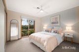 https://images.listonce.com.au/custom/160x/listings/72-73-eucalypt-drive-lilydale-vic-3140/071/01922071_img_15.jpg?35NK08rzWOg