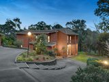 https://images.listonce.com.au/custom/160x/listings/72-74-smedley-road-park-orchards-vic-3114/390/00834390_img_02.jpg?nlVLT-rSwJ8