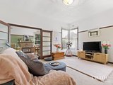 https://images.listonce.com.au/custom/160x/listings/72-albert-street-daylesford-vic-3460/662/01576662_img_07.jpg?LlM5K1SEyjU