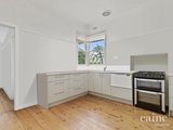 https://images.listonce.com.au/custom/160x/listings/72-albert-street-daylesford-vic-3460/662/01576662_img_08.jpg?HIOBDSEoGaI