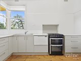 https://images.listonce.com.au/custom/160x/listings/72-albert-street-daylesford-vic-3460/662/01576662_img_09.jpg?wQCy_6Zrbpo