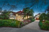 https://images.listonce.com.au/custom/160x/listings/72-broadway-camberwell-vic-3124/518/00139518_img_01.jpg?6mM1eEQ4MtE