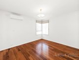 https://images.listonce.com.au/custom/160x/listings/72-capitol-avenue-mckinnon-vic-3204/016/01818016_img_01.jpg?OZ0yEwKDTvs