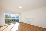 https://images.listonce.com.au/custom/160x/listings/72-douglas-street-toorak-vic-3142/975/01976975_img_01.jpg?4ZC_WtZTHkI