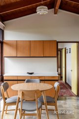 https://images.listonce.com.au/custom/160x/listings/72-fernside-avenue-briar-hill-vic-3088/625/01985625_img_10.jpg?8yN7ivO-7Ww