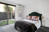 https://images.listonce.com.au/custom/160x/listings/72-gooch-street-thornbury-vic-3071/480/01178480_img_11.jpg?mC8vAEsGhf4