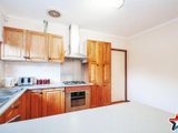 https://images.listonce.com.au/custom/160x/listings/72-hawthory-road-kilsyth-vic-3137/325/01526325_img_05.jpg?38AZxzNMdKo