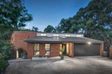 https://images.listonce.com.au/custom/160x/listings/72-karingal-drive-eltham-north-vic-3095/388/01020388_img_02.jpg?d8_FLqlAPm0