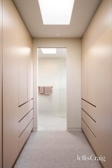 https://images.listonce.com.au/custom/160x/listings/72-kellett-street-northcote-vic-3070/611/01768611_img_14.jpg?YPkGzgcOt60