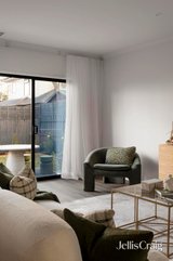 https://images.listonce.com.au/custom/160x/listings/72-kenmare-street-watsonia-vic-3087/052/01973052_img_11.jpg?4HnQq4zog8g