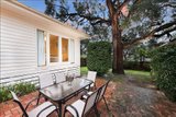 https://images.listonce.com.au/custom/160x/listings/72-laurel-grove-south-blackburn-vic-3130/542/01829542_img_02.jpg?XX_oJp5Q_e4