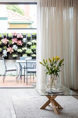 https://images.listonce.com.au/custom/160x/listings/72-lincoln-street-richmond-vic-3121/855/01174855_img_07.jpg?YisWuAilTA0