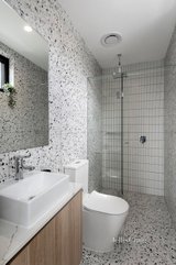 https://images.listonce.com.au/custom/160x/listings/72-lincoln-street-richmond-vic-3121/855/01174855_img_11.jpg?36teoMNWTtc