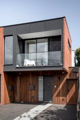 https://images.listonce.com.au/custom/160x/listings/72-lincoln-street-richmond-vic-3121/855/01174855_img_14.jpg?0ZBmighQ_nA