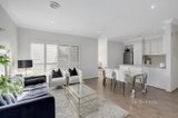 https://images.listonce.com.au/custom/160x/listings/72-mckelvie-court-glen-waverley-vic-3150/404/01191404_img_03.jpg?6RcFjJDZ-0E