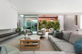 https://images.listonce.com.au/custom/160x/listings/72-moubray-street-albert-park-vic-3206/422/01589422_img_02.jpg?HwLyxu28270