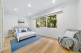 https://images.listonce.com.au/custom/160x/listings/72-orchard-grove-blackburn-south-vic-3130/614/01261614_img_04.jpg?g-O7mTCge9Q