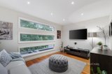 https://images.listonce.com.au/custom/160x/listings/72-parsons-road-eltham-vic-3095/462/01048462_img_06.jpg?0fR2cSvbHo4