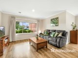 https://images.listonce.com.au/custom/160x/listings/72-regency-rise-chirnside-park-vic-3116/831/01525831_img_03.jpg?XX5T5Rrcp-8