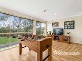 https://images.listonce.com.au/custom/160x/listings/72-regency-rise-chirnside-park-vic-3116/831/01525831_img_09.jpg?3opyy0juy7g