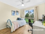 https://images.listonce.com.au/custom/160x/listings/72-regency-rise-chirnside-park-vic-3116/831/01525831_img_13.jpg?u13IagJ9yUY