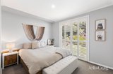 https://images.listonce.com.au/custom/160x/listings/72-roseman-road-chirnside-park-vic-3116/421/01984421_img_04.jpg?aonbtYV-kf8