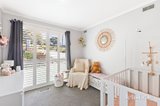 https://images.listonce.com.au/custom/160x/listings/72-roseman-road-chirnside-park-vic-3116/421/01984421_img_05.jpg?F6WqN5NIU1Y