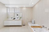 https://images.listonce.com.au/custom/160x/listings/72-roseman-road-chirnside-park-vic-3116/421/01984421_img_06.jpg?nTrlg7IYPfs