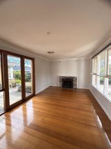 https://images.listonce.com.au/custom/160x/listings/72-shady-grove-forest-hill-vic-3131/654/01734654_img_02.jpg?dMO47Ee-SFk